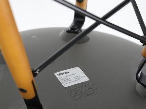 Ex-Display Vitra DSW Eames Plastic Side Chair