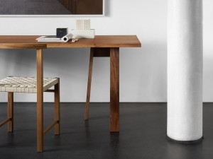 E15 FK02 Karnak Chair