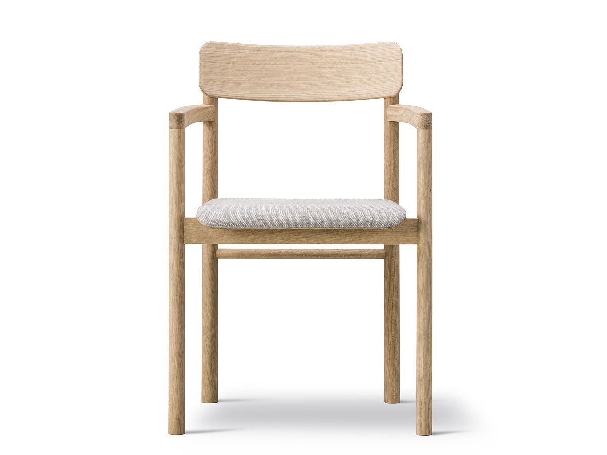 Fredericia Post Armchair - Fabric Seat