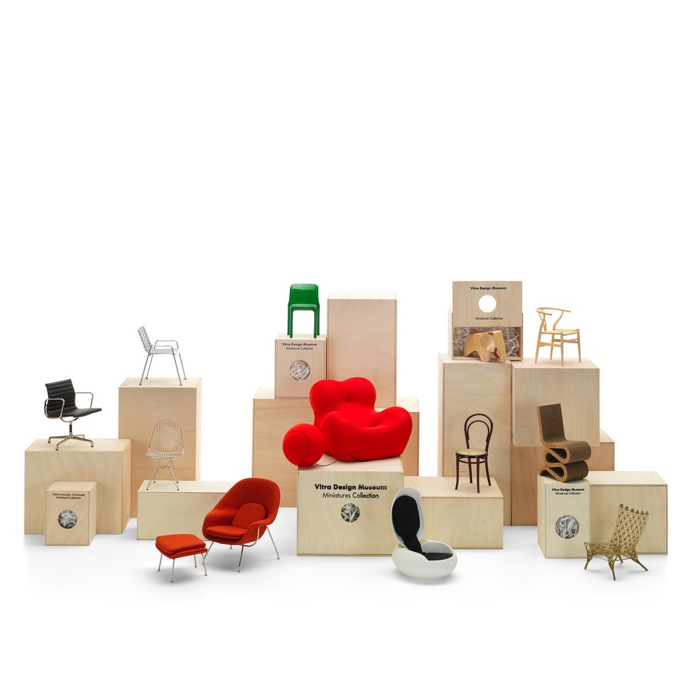 Buy the Vitra Miniature Barcelona Chair at nest.co.uk