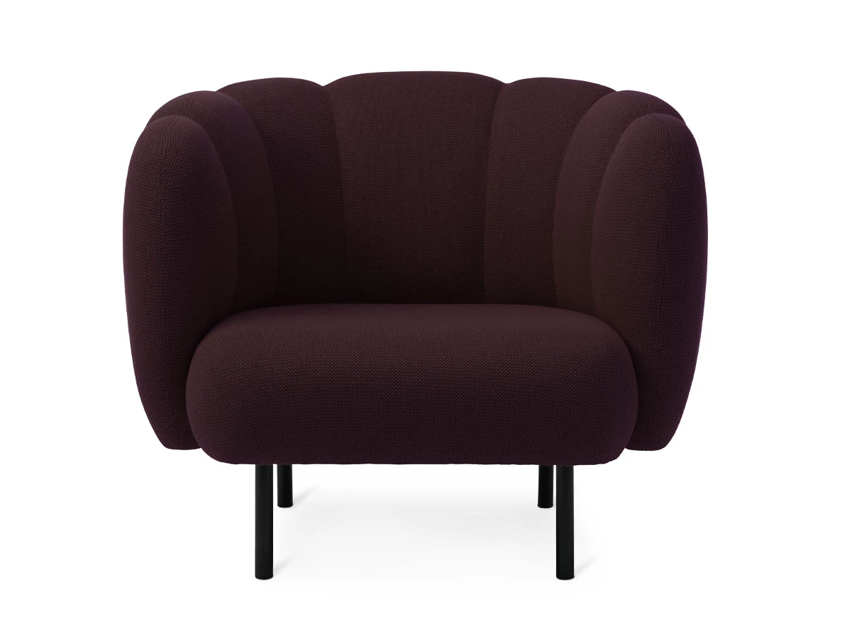 Warm Nordic Cape Lounge Chair - With Stitches