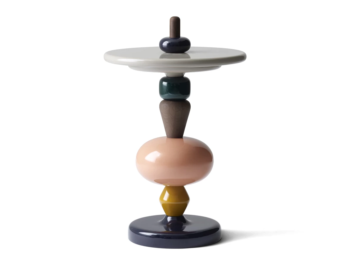 &Tradition MH1 Shuffle Table