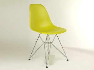 Ex-Display Vitra DSR Eames Plastic Side Chair