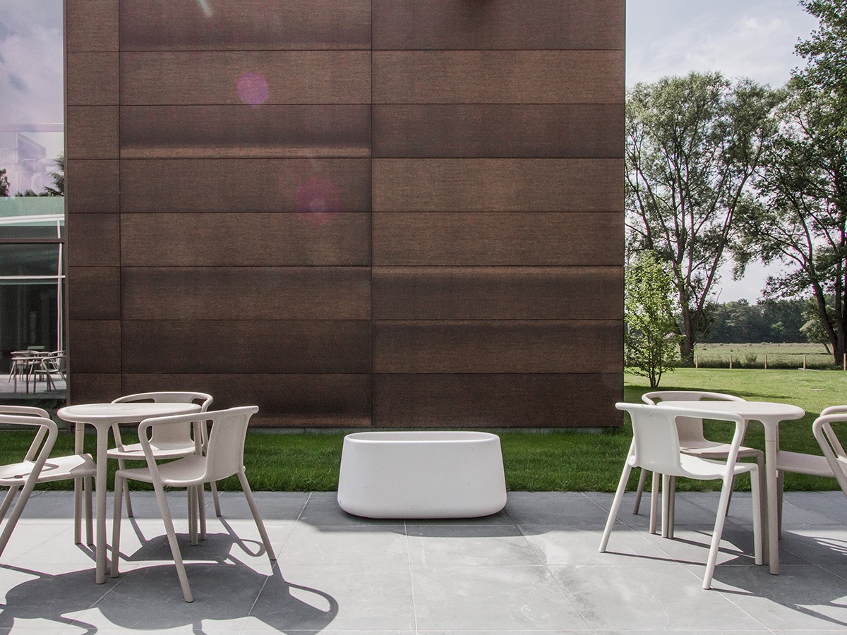 Buy the Magis Tubby 3 Outdoor Plant Pot at nest.co.uk