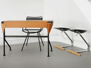 Zanotta 2740 Tucano Writing Desk