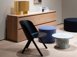 E15 EC05 That Lounge Chair