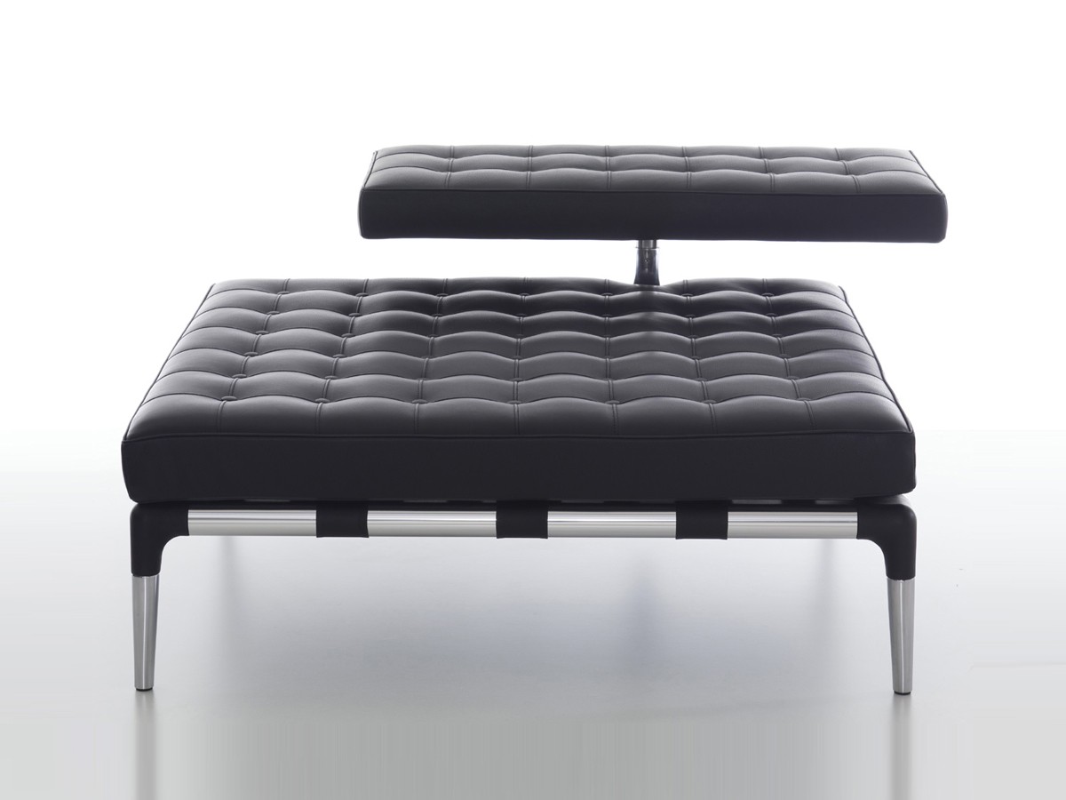 Cassina 241 Privé Small Island Lounge Chair