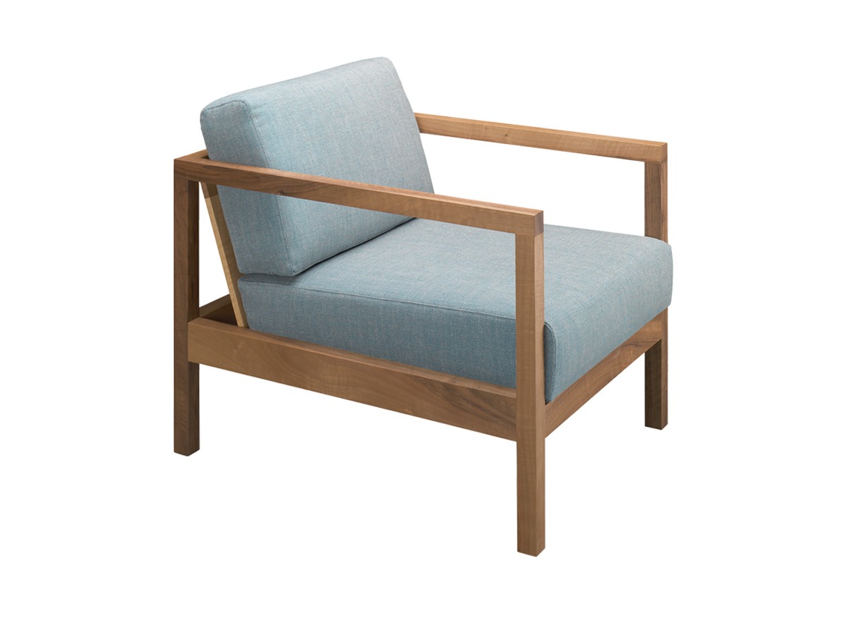 E15 EC01 Byron Lounge Chair