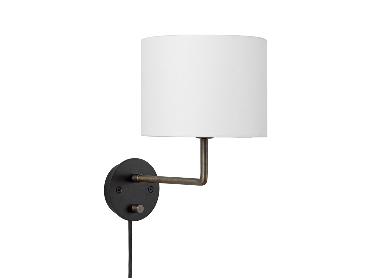 GUBI Gravity Wall Lamp