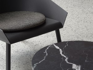 E15 EC03 Eugene Lounge Chair