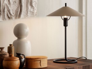 ferm LIVING Muses Vase - Talia