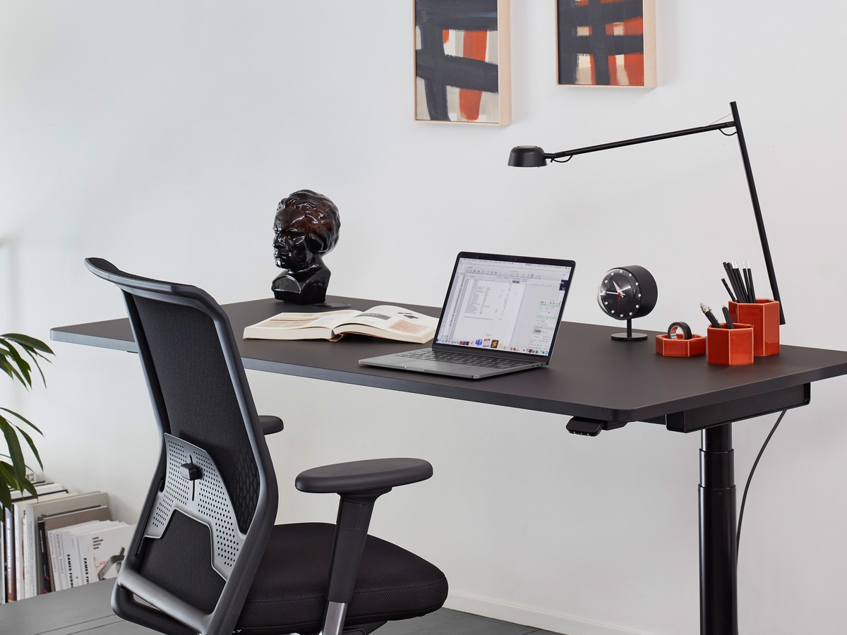 Buy the Vitra Night Desk Clock at nest.co.uk