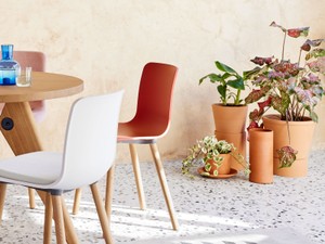 Vitra Terracotta Pot - Medium