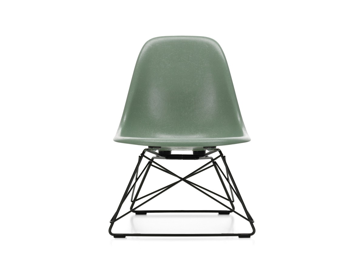 Buy the Vitra LSR Eames Fiberglass Lounge Chair at nest.co.uk