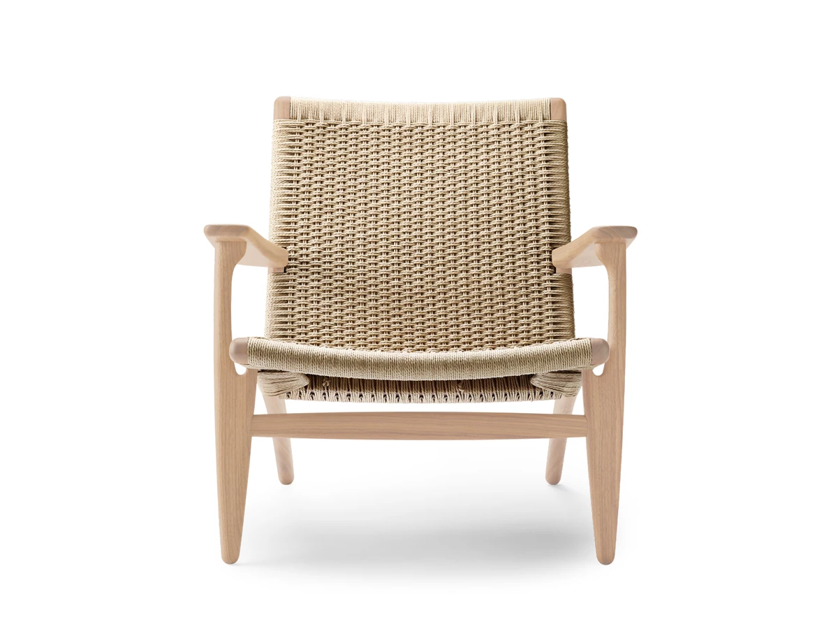 Carl Hansen CH25 Lounge Chair
