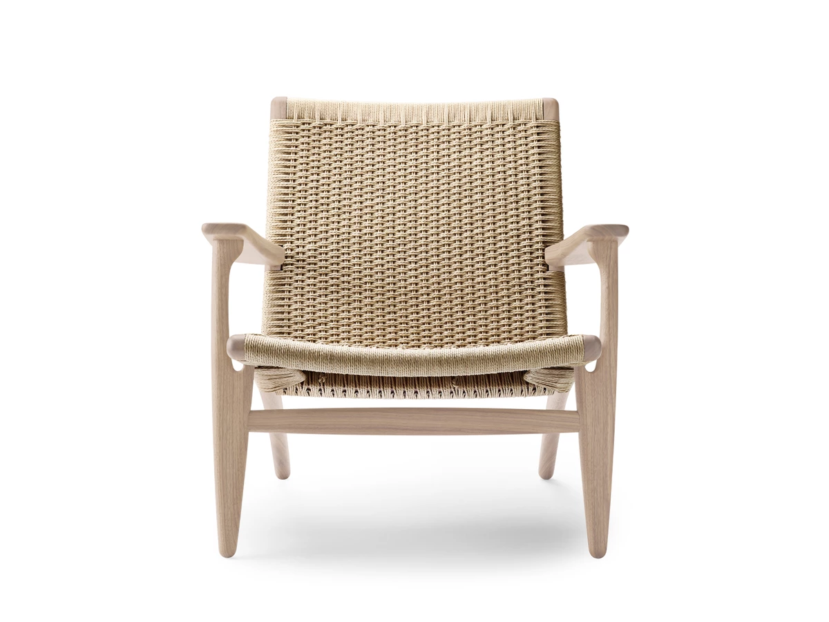 Carl Hansen CH25 Lounge Chair