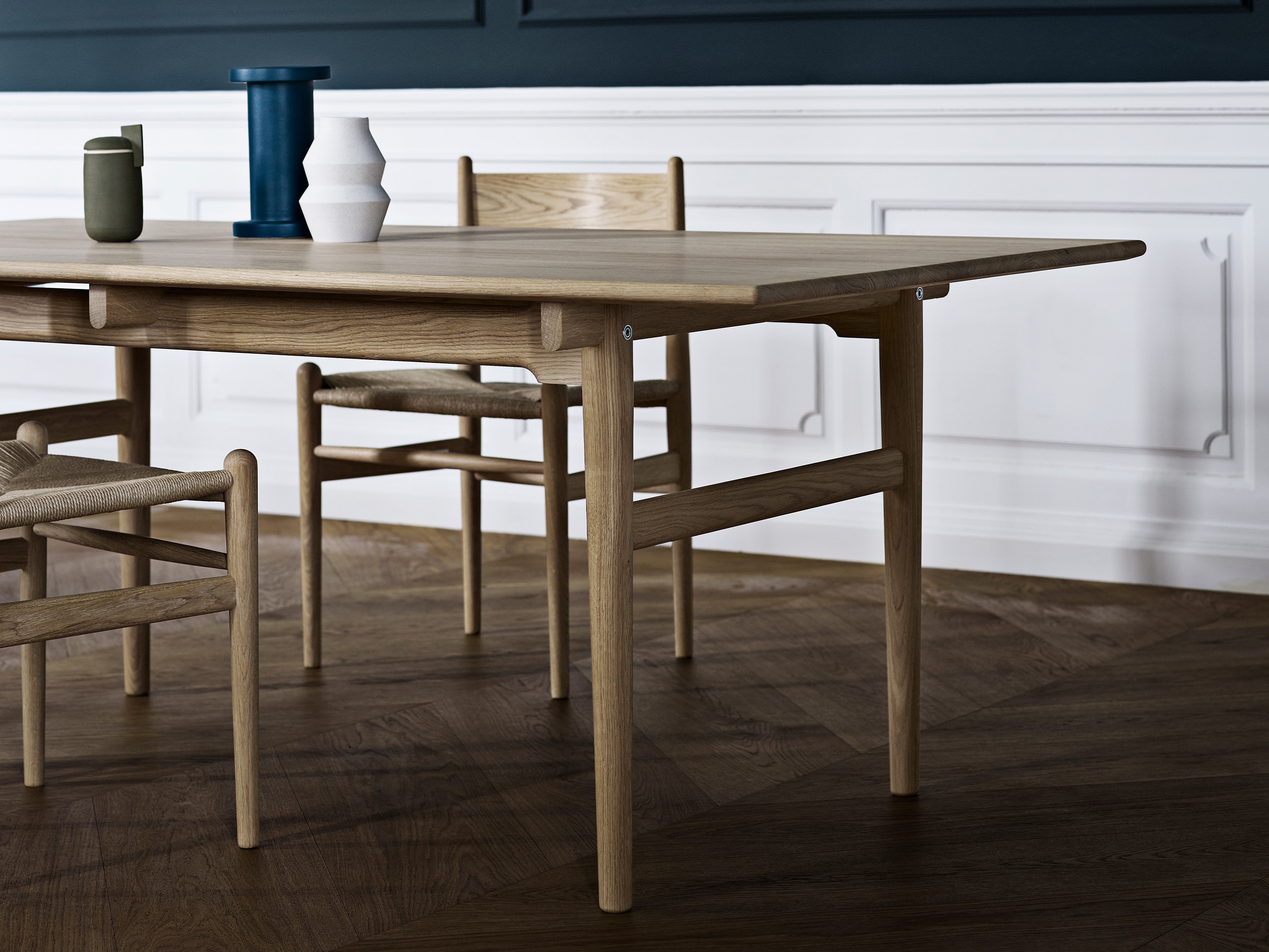 Buy the Carl Hansen & Son CH327 Dining Table at nest.co.uk
