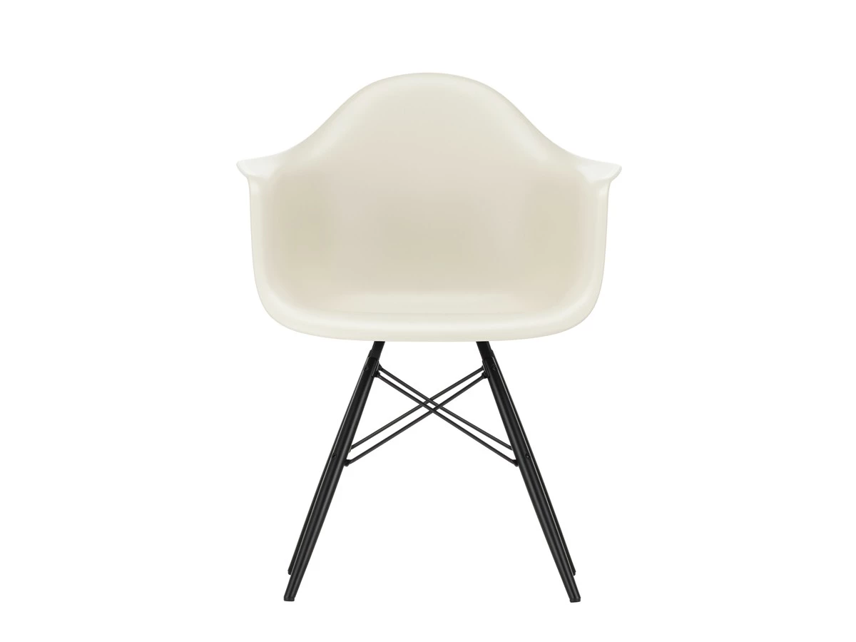 Vitra DAW Eames Plastic Armchair RE