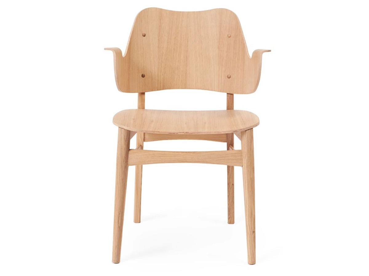 Warm Nordic Gesture Dining Chair