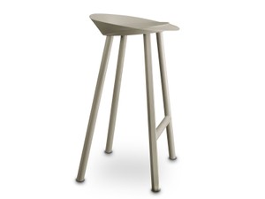 e15 ST10 Jean Stool