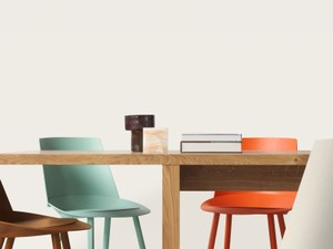 e15 CH04 Houdini Chair