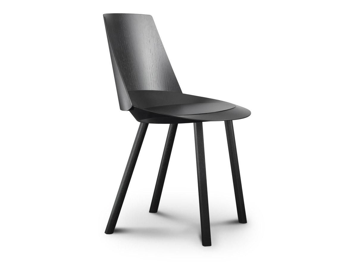 e15 CH04 Houdini Chair