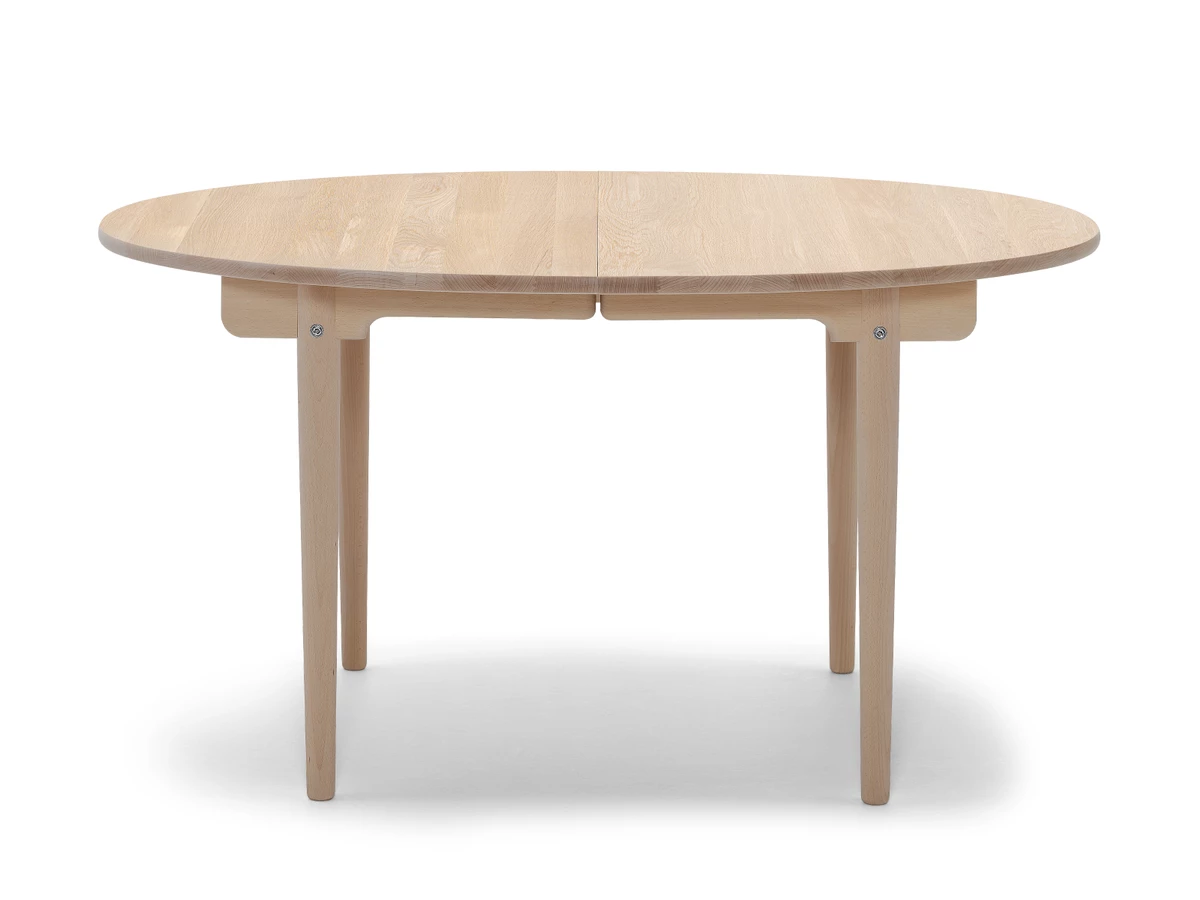 Carl Hansen & Son CH337 Dining Table