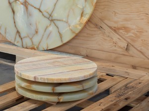 E15 ES20 Hiroki Dining Table - Onyx