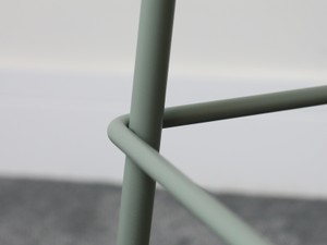 Ex-Display Muuto Fiber Bar Stool - Tube Base with Backrest - Set of 4