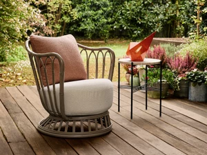 GUBI Grace Outdoor Lounge Chair 