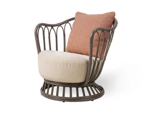 GUBI Grace Outdoor Lounge Chair 