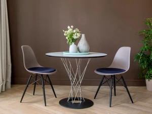 Vitra Noguchi Dining Table