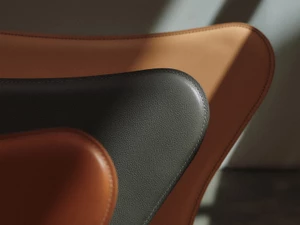 Fritz Hansen Series 7™ Tailored Dining Chair