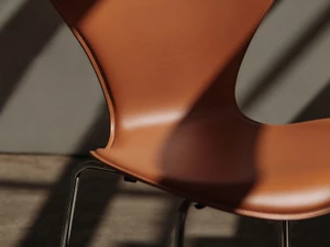 Fritz Hansen Series 7™ Tailored Dining Chair