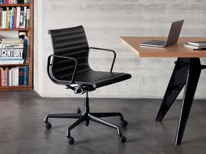 Vitra Eames EA 117 Aluminium Chair