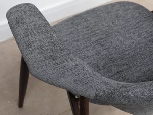 GUBI Masculo Dining Chair - Grey Fabric - Set of 4 - Ex-Display