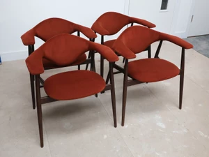 GUBI Masculo Dining Chair - Brown Fabric - Set of 4 - Ex-Display