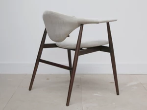 GUBI Masculo Dining Chair - Cream Fabric - Set of 4 - Ex-Display