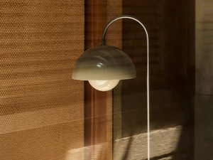 &Tradition VP12 Flowerpot Floor Lamp