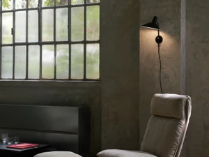 &Tradition HM12 Tripod Wall Light