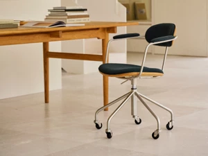 Carl Hansen & Son CH621 Swivel Chair