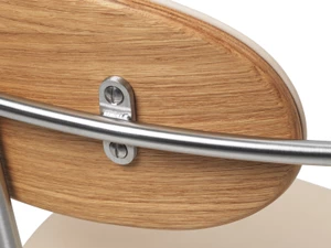 Carl Hansen & Son CH621 Swivel Chair - Leather