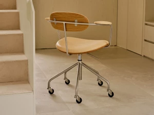 Carl Hansen & Son CH621 Swivel Chair - Leather