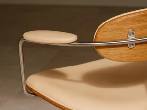 Carl Hansen & Son CH621 Swivel Chair - Leather