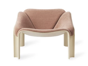 GUBI F300 Lounge Chair