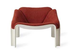 GUBI F300 Lounge Chair