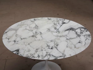 Knoll Studio Saarinen Tulip Dining Table - Ex-Display