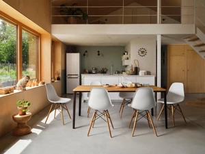 Vitra DSW Eames Plastic Side Chair RE