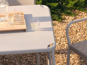 Fritz Hansen Vind Table