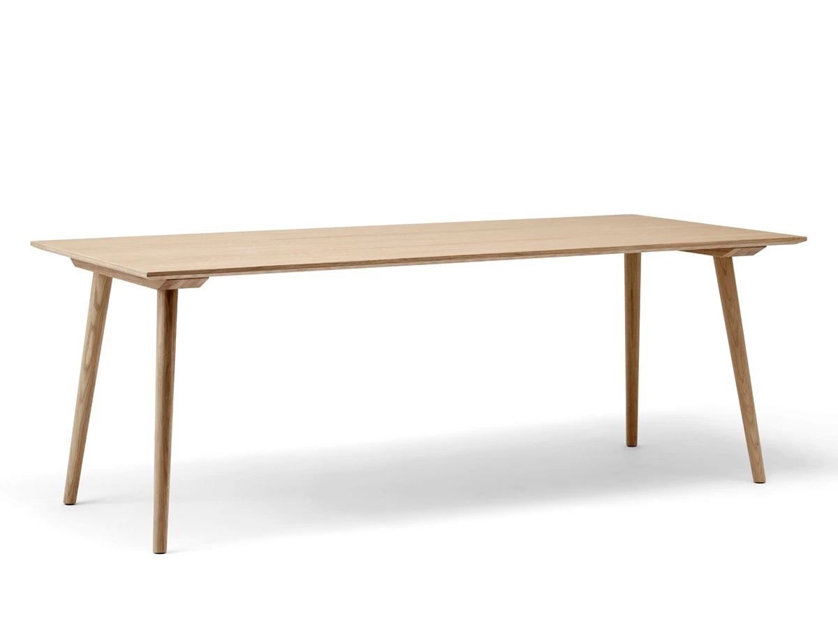 &Tradition SK5 In Between Dining Table - Ex-Display